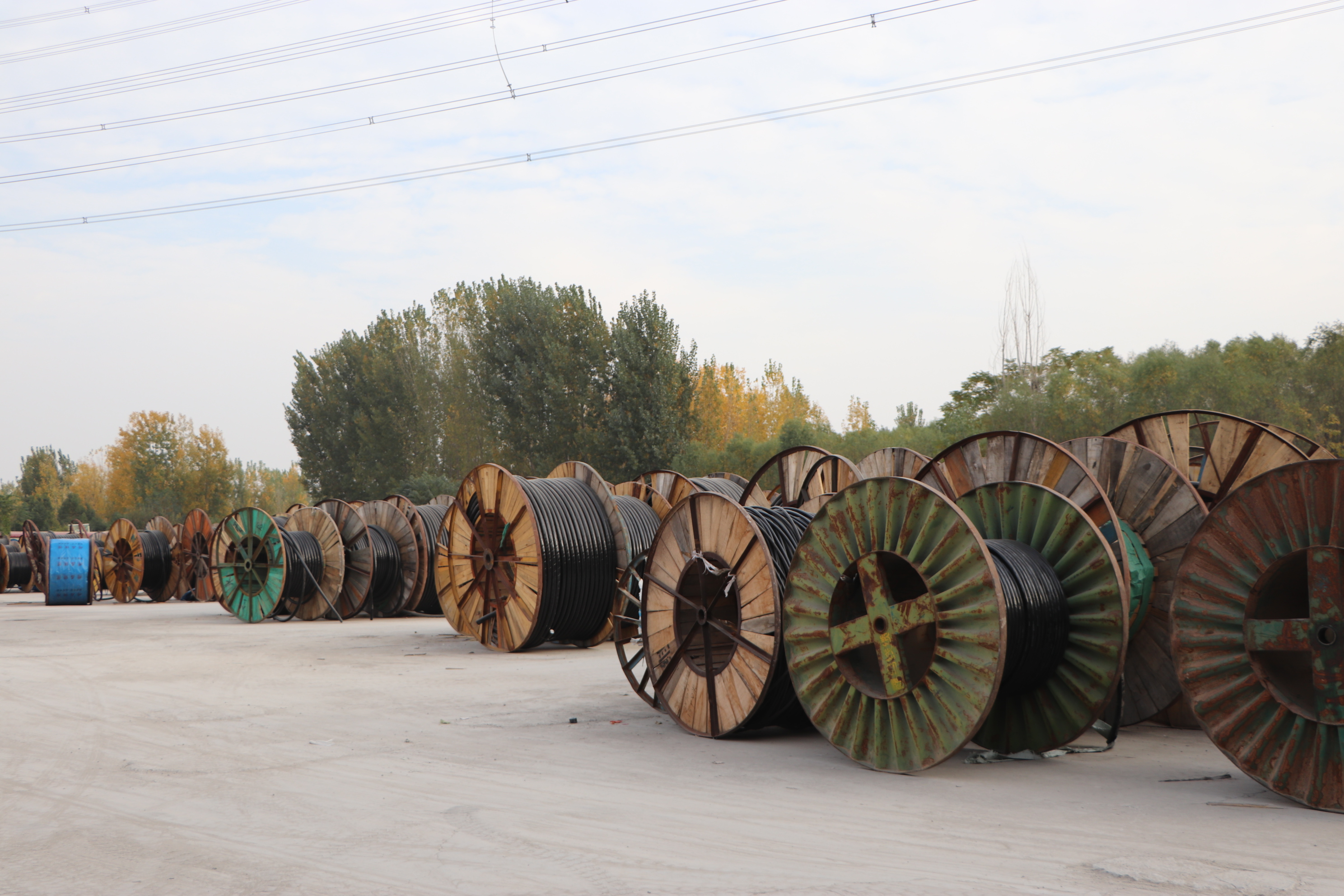 鄭州電線電纜廠電纜價格淺談0.6/1kv是幾平方線？